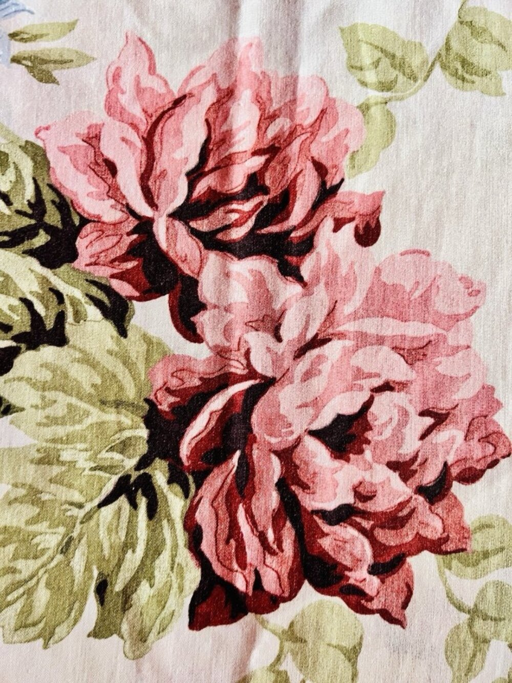 CABBAGE ROSE Pillowcase Standard Vintage Made In USA Pink Green Cottage Garden